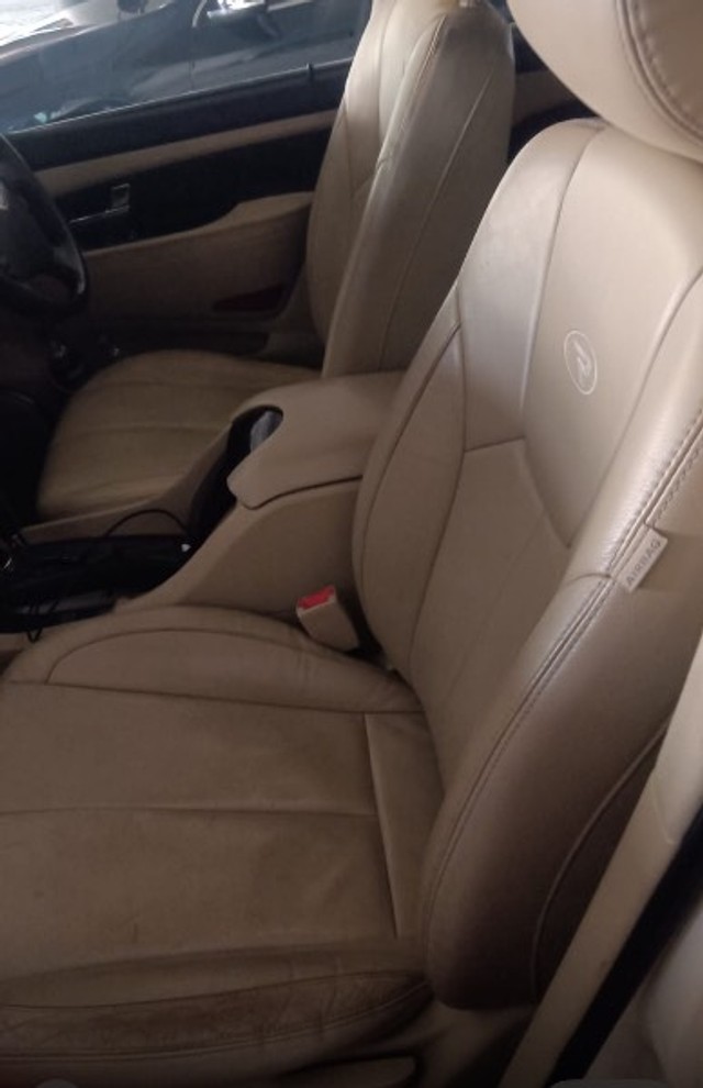 Second-hand 2014 Mahindra Ssangyong Rexton RX7 for sale in Mumbai-7
