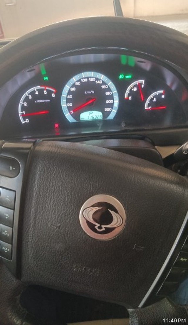 Second-hand 2014 Mahindra Ssangyong Rexton RX7 for sale in Mumbai-3