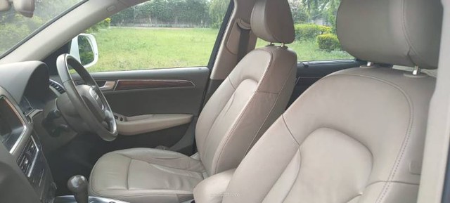 Second-hand 2012 Audi Q5 2.0 TDI for sale in Ludhiana-5