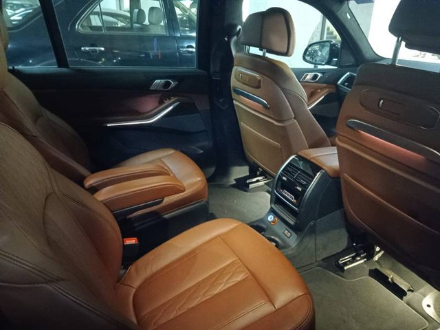 Second-hand 2024 BMW X7 xDrive40d M Sport for sale in Mumbai-2