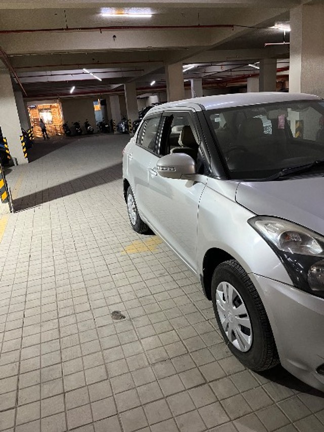 Second-hand 2014 Maruti Swift Dzire VXI for sale in Mira Road-1