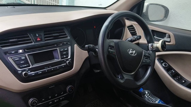 Second-hand 2016 Hyundai i20 Sportz 1.4 CRDi for sale in Latur-1