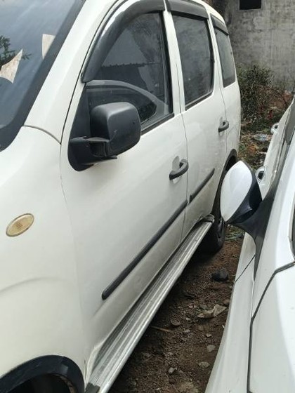 Second-hand 2012 Mahindra Xylo D2 BSIV for sale in Narsinghpur