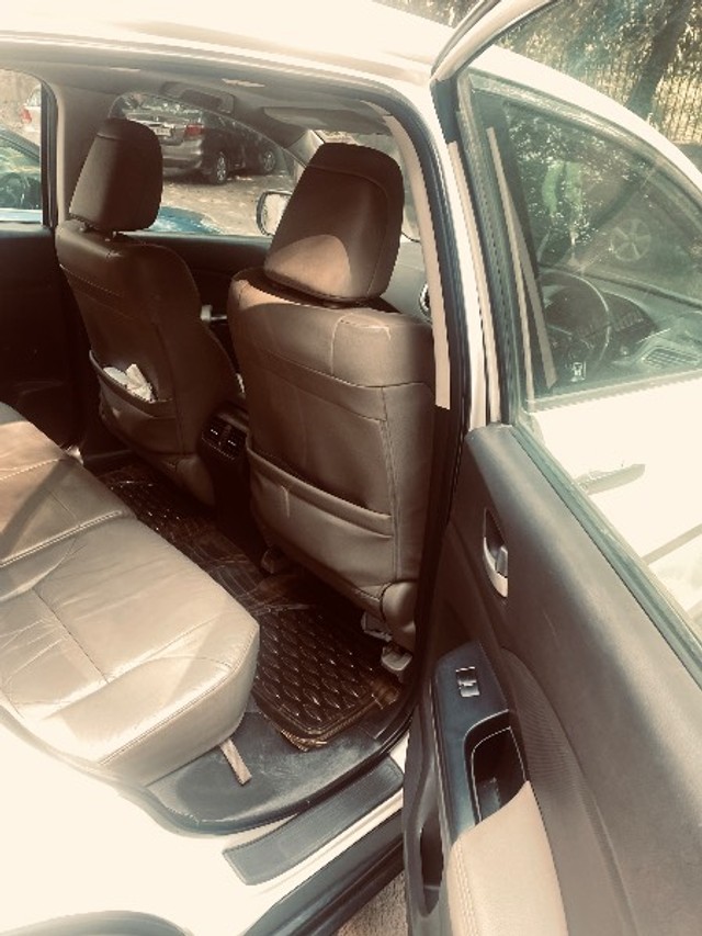 Second-hand 2013 Honda CR-V 2.4L 4WD AT for sale in New Delhi-2