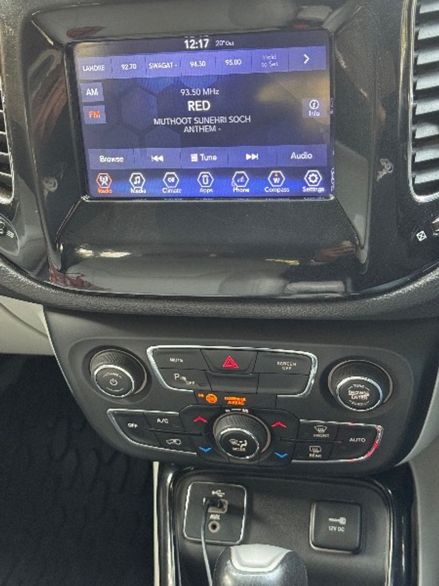 Second-hand 2018 Jeep Compass 1.4 Limited for sale in New Delhi-9