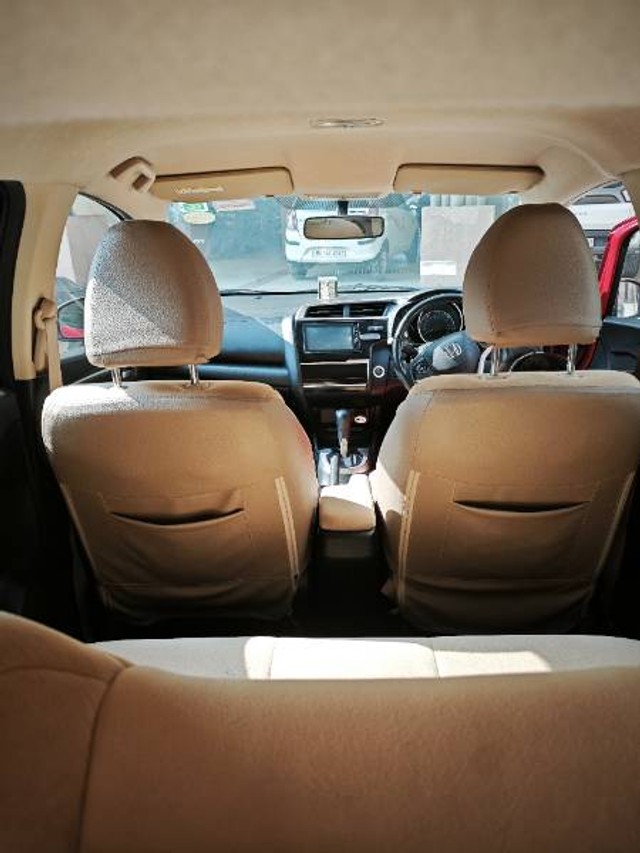 Second-hand 2018 Honda Jazz VX CVT for sale in Bhiwadi-2