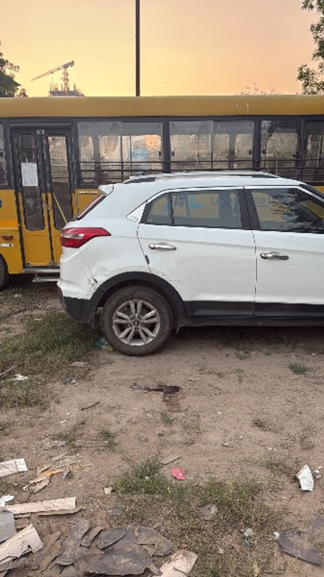 Second-hand 2016 Hyundai Creta 1.6 CRDi SX for sale in Ahmedabad-6