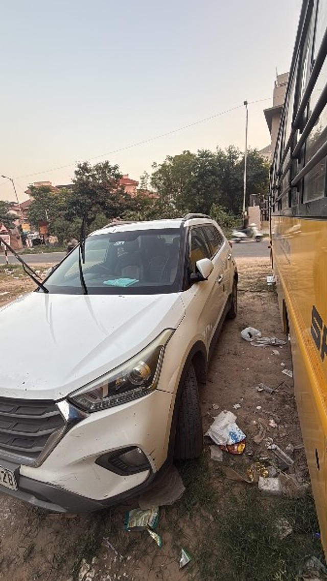 Second-hand 2016 Hyundai Creta 1.6 CRDi SX for sale in Ahmedabad-0