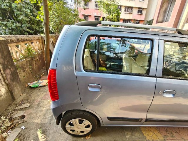 Second-hand 2013 Maruti Wagon R VXI BS IV for sale in Thane-6