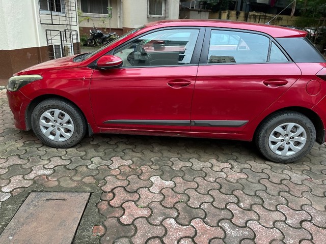 Second-hand 2015 Hyundai i20 Sportz 1.2 for sale in Mumbai-1