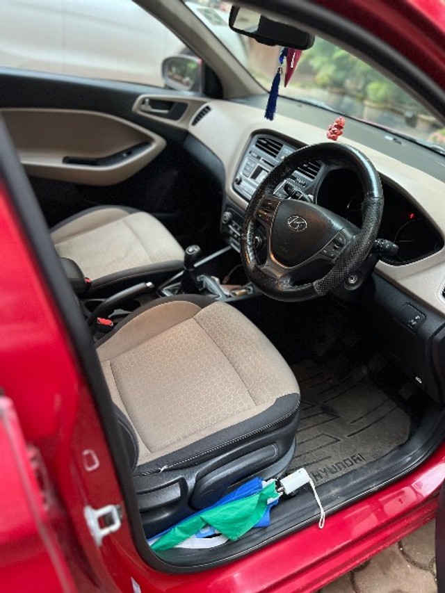 Second-hand 2015 Hyundai i20 Sportz 1.2 for sale in Mumbai-2