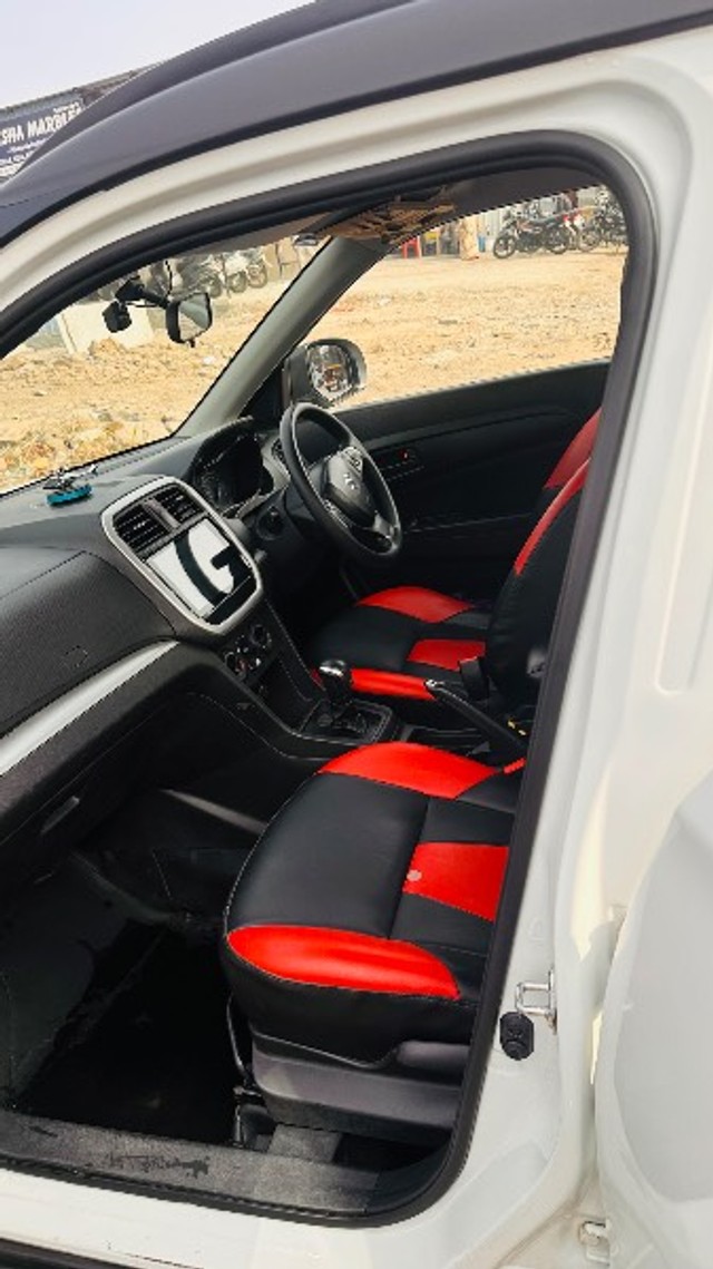 Maruti Suzuki Vitara Brezza VDi AMT Second-hand 2018 Maruti Suzuki Vitara Brezza VDi AMT for sale in Pune-4