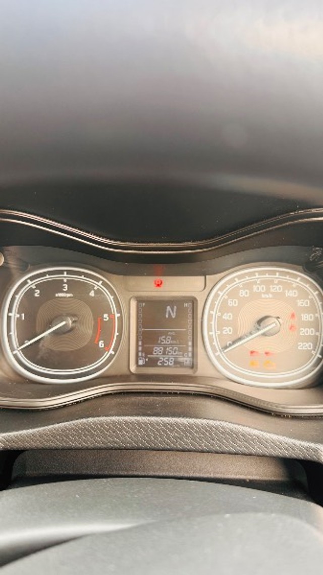 Maruti Suzuki Vitara Brezza VDi AMT Second-hand 2018 Maruti Suzuki Vitara Brezza VDi AMT for sale in Pune-6