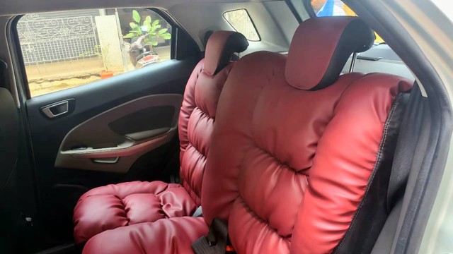 Second-hand 2015 Ford Ecosport 1.5 Ti VCT AT Titanium for sale in Chennai-3