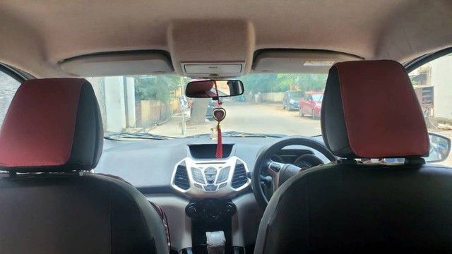 Second-hand 2015 Ford Ecosport 1.5 Ti VCT AT Titanium for sale in Chennai-5