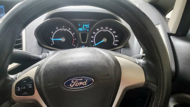 Second-hand 2015 Ford Ecosport 1.5 Ti VCT AT Titanium for sale in Chennai-4