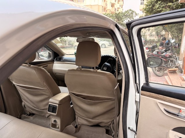 Second-hand 2018 Maruti Ciaz 1.4 Sigma for sale in Ghaziabad-2