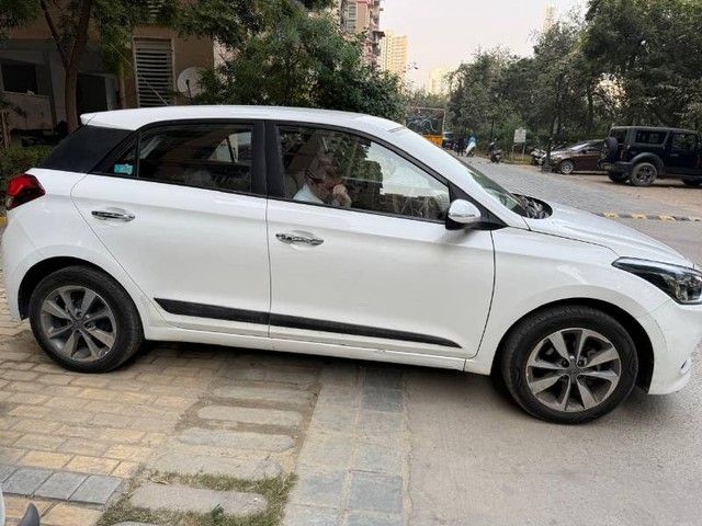 Second-hand 2014 Hyundai i20 Asta 1.2 for sale in Gautam Buddha Nagar