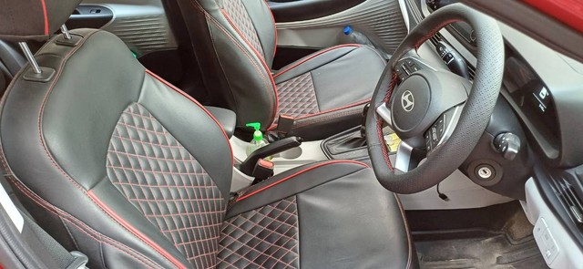 Second-hand 2024 Hyundai i20 Sportz IVT for sale in Kolkata-3