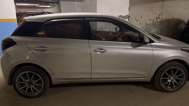 Second-hand 2017 Hyundai i20 Asta 1.2 for sale in Gurgaon-1