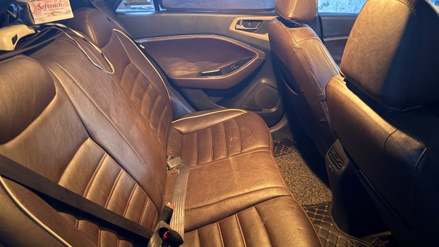 Second-hand 2017 Hyundai i20 Asta 1.2 for sale in Gurgaon-6