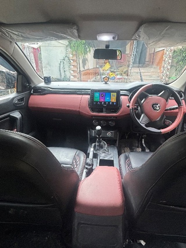 Second-hand 2025 Renault Kiger RXE CNG for sale in Varanasi-1