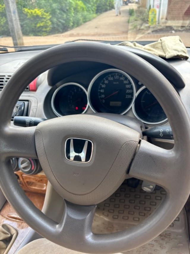 Second-hand 2005 Honda City 1.5 GXI for sale in Haveri-4