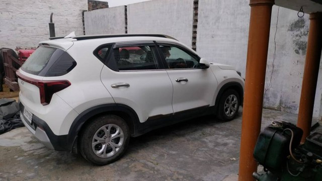 Second-hand 2024 Kia Sonet HTE for sale in Bareilly-3