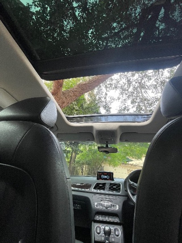 Second-hand 2018 Audi Q3 30 TFSI Premium FWD for sale in Mumbai-7