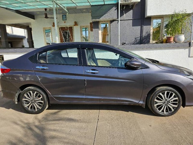 Second-hand 2019 Honda City VX MT for sale in Bharuch-0
