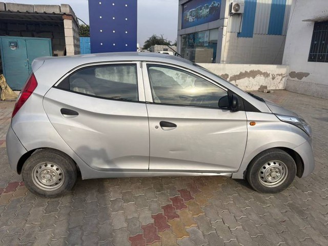 Second-hand 2017 Hyundai EON Era Plus for sale in Jhunjhunu-1