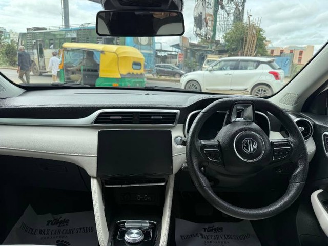 Second-hand 2023 MG ZS EV Exclusive for sale in Bangalore-2