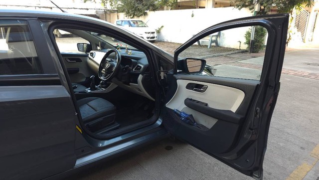 Second-hand 2021 Tata Altroz XZ Plus BSVI for sale in Surat-2