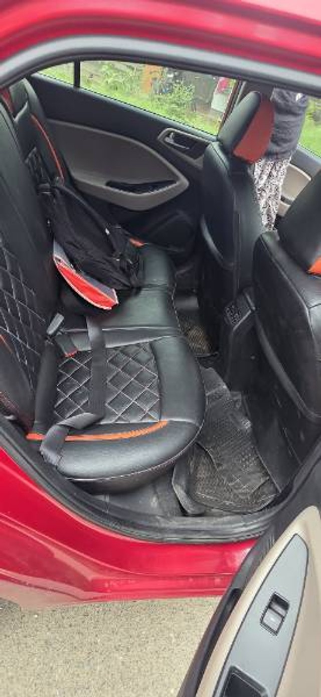 Second-hand 2015 Hyundai i20 Magna 1.2 for sale in Salem-6