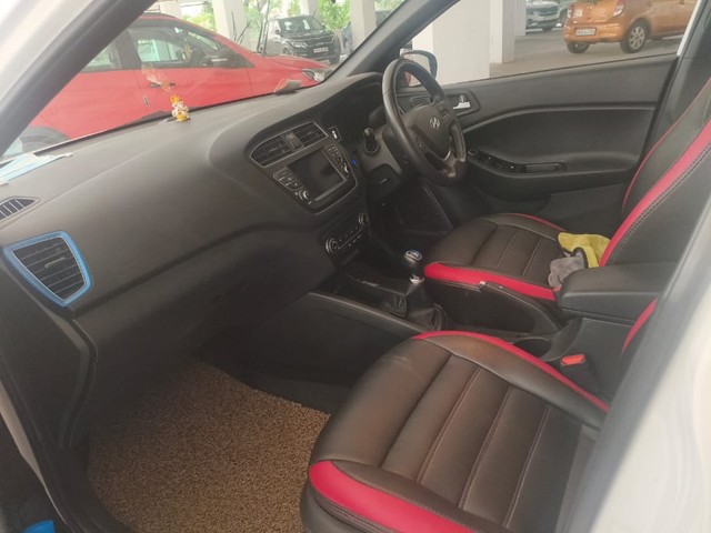 Second-hand 2019 Hyundai i20 Active SX Petrol for sale in Hyderabad-12