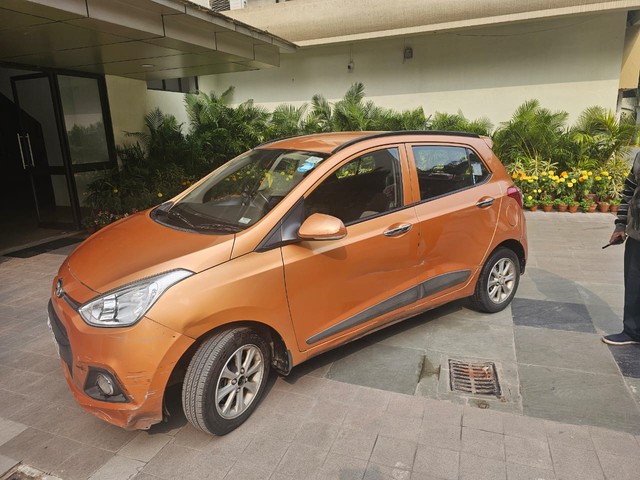 Second-hand 2013 Hyundai i10 Asta for sale in Alipore-6