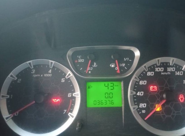 Second-hand 2010 Ford Fiesta 1.6 LE for sale in Guwahati-1