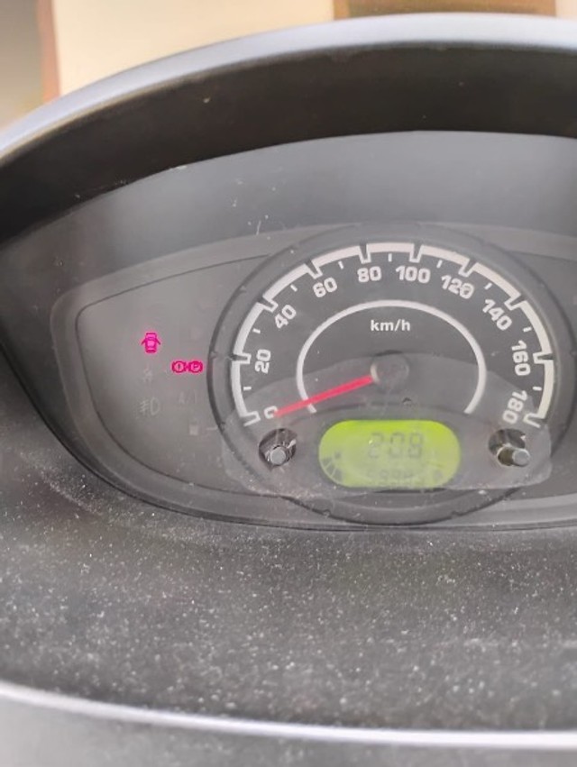 Second-hand 2011 Chevrolet Spark 1.0 for sale in Chengannur-3