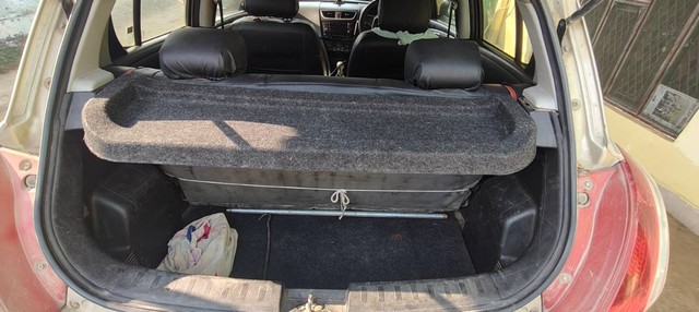 Second-hand 2012 Maruti Swift ZDi for sale in Lakhimpur Kheri-2