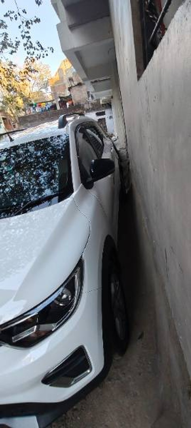 Second-hand 2022 Renault Triber RXZ BSVI for sale in Bhopal-3
