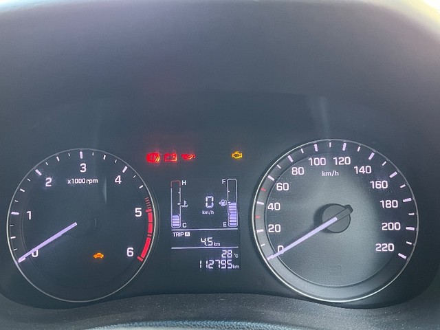 Second-hand 2016 Hyundai Creta 1.4 CRDi S for sale in Ahmedabad-2