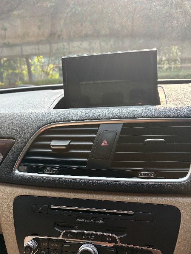 Second-hand 2019 Audi Q3 30 TFSI Premium FWD for sale in Gurgaon-7