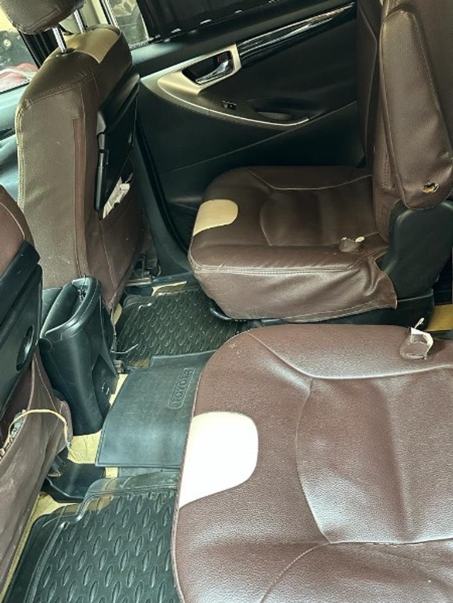 Second-hand 2016 Toyota Innova 2.5 VX (Diesel) 7 Seater BS IV for sale in Mira Road-5