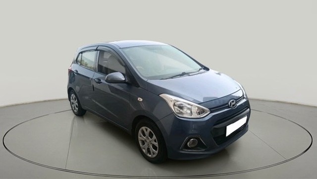 Second-hand 2016 Hyundai Grand i10 Magna for sale in Pune-5