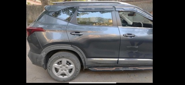 Second-hand 2020 Kia Seltos HTK G for sale in New Delhi-6
