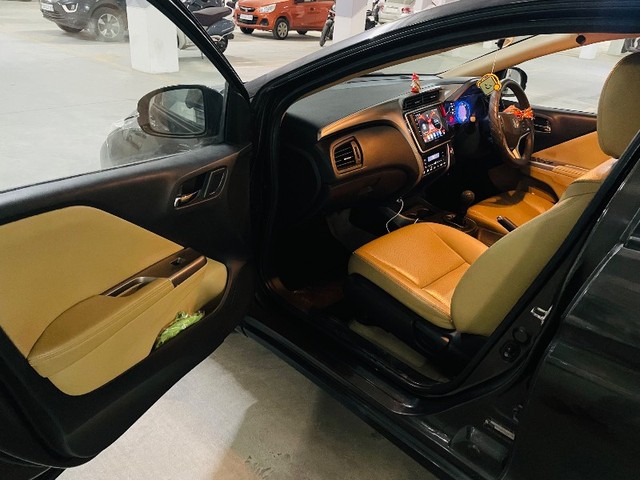 Second-hand 2014 Honda City i VTEC VX for sale in Ranga reddy-12