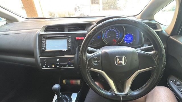 Second-hand 2016 Honda Jazz 1.5 VX i DTEC for sale in Aurangabad-4