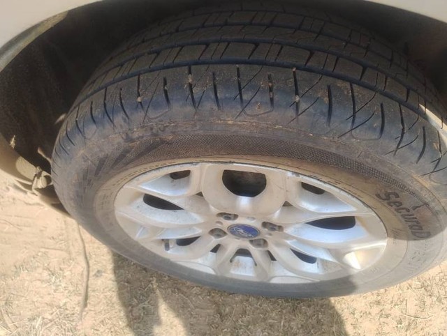 Ford Ecosport 1.5 DV5 MT Ambiente Second-hand 2014 Ford Ecosport 1.5 DV5 MT Ambiente for sale in Ranchi-2