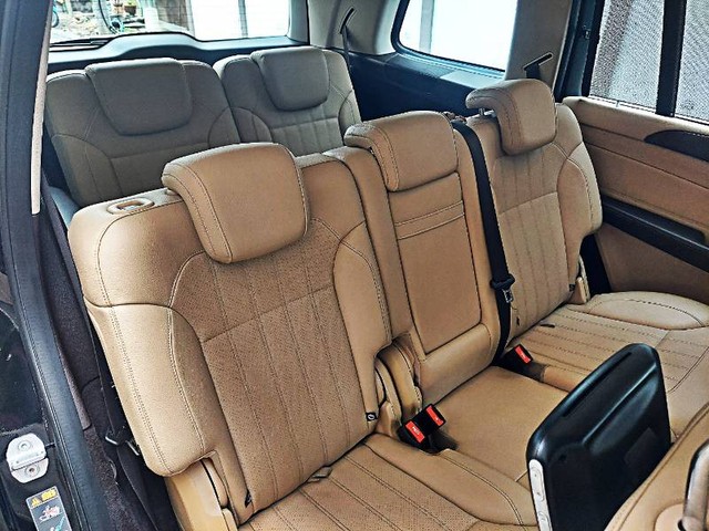 Second-hand 2018 Mercedes-Benz GLS 350d 4MATIC for sale in Chennai-3