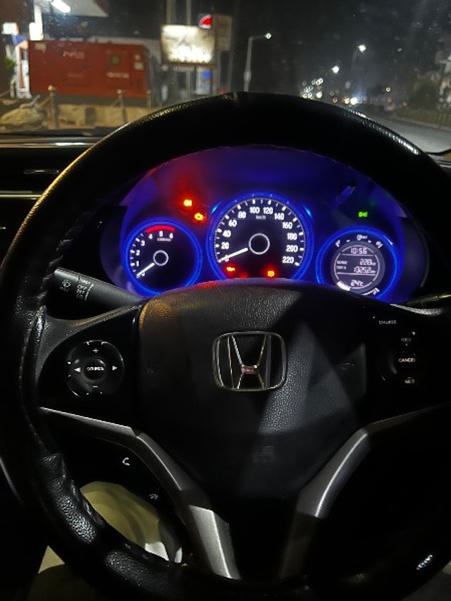 Second-hand 2015 Honda City i DTEC V for sale in Raipur-2